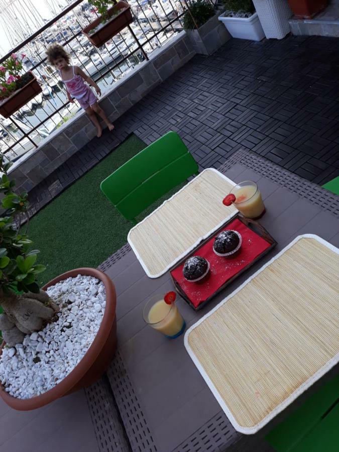 Siriana Open Space Castellammare di Stabia Exterior photo